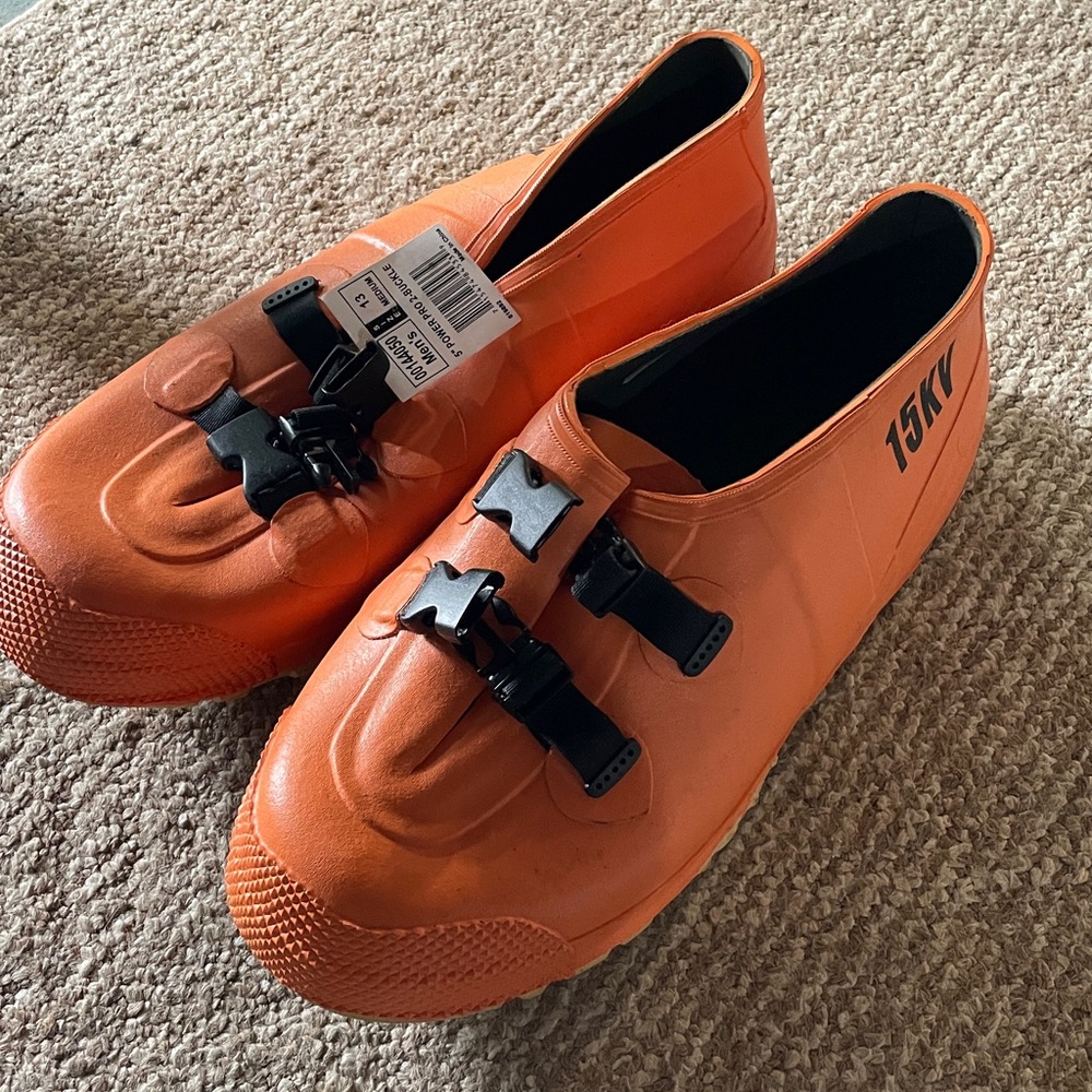 LaCrosse POWER-PRO 15KV Safety Overshoes Size 13 Orange Buckle